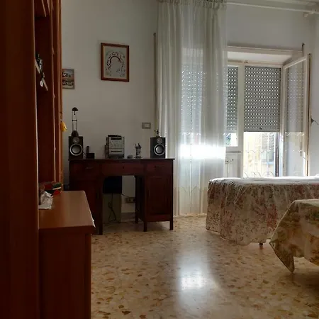 Adrian House Séjour chez l'habitant Rome