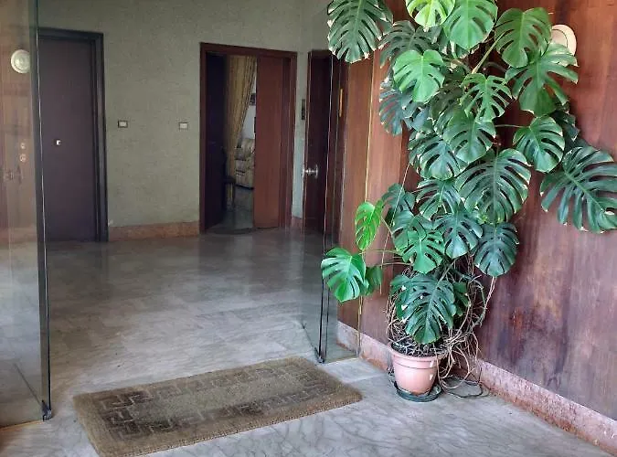 Habitación en casa particular Adrian House Roma